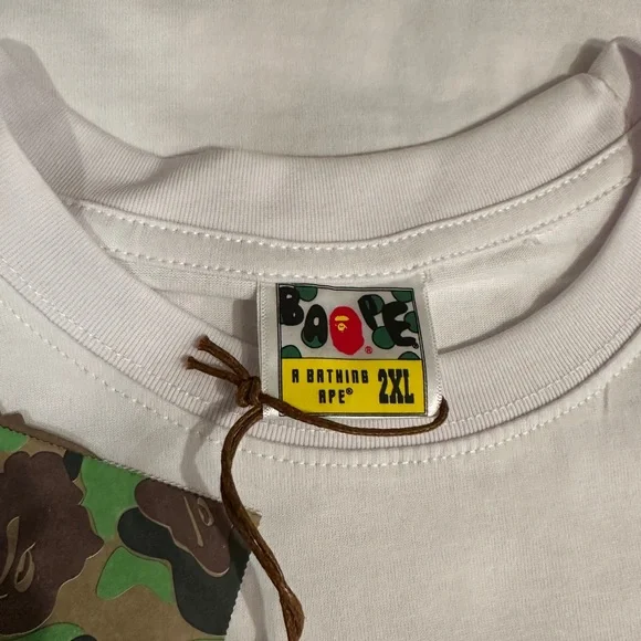 Bape t shirt red camouflage - Picture 3 of 4